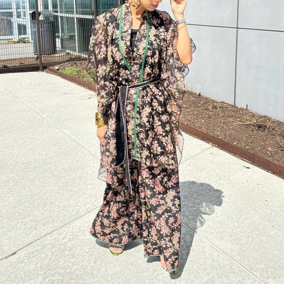 Size Small Zainab Salman Designer Wear - Picture 9 of 9